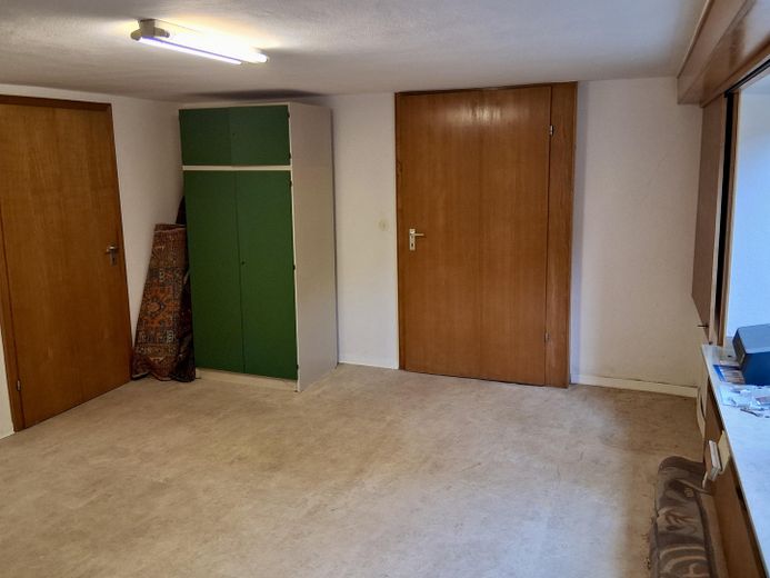 Bungalow im Grünen - provisionsfrei – Blick zum Kellereingang