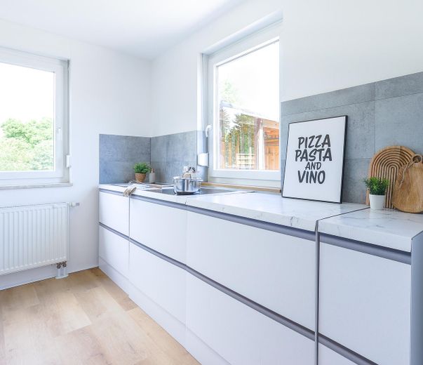 *** Provisionsfrei und sofort verfügbar: Moderne Doppelhaushälfte in toller Lage *** – Küche EG