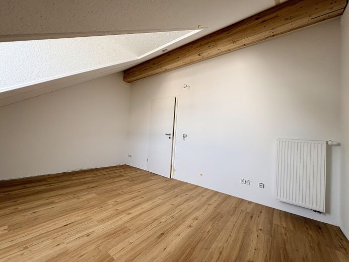 Zimmer 3 DG