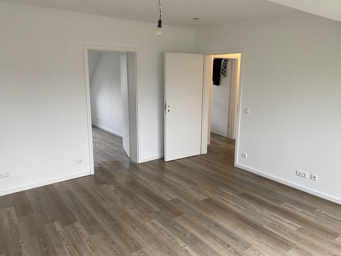 Modernisierte Anlageimmobilie nahe Deutzer Hafen mit langfristigem Entwicklungspotential – Foto 7