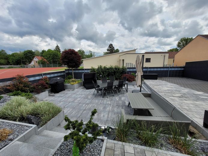 Terrasse hinten