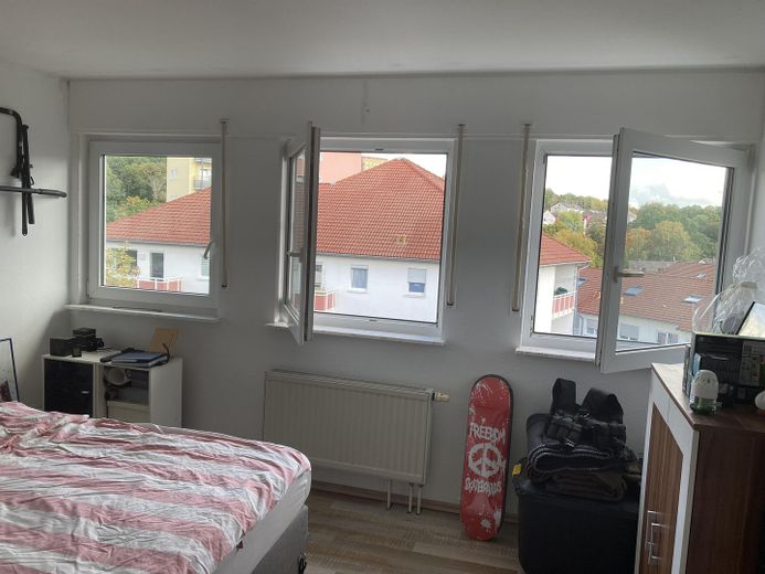 Atractivo ático de 67m² en 58636 Iserlohn- actualmente alquilado – Schlafzimmer