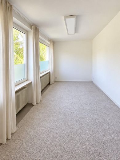 Habitación en piso compartido femenino, Stuttgart-Norte, DHBW al lado – Zimmer