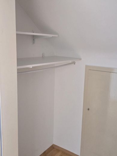 Heiningen: 3 Zimmer DG-Wohnung mit Balkon und Stellplatz – Abstellraum 1