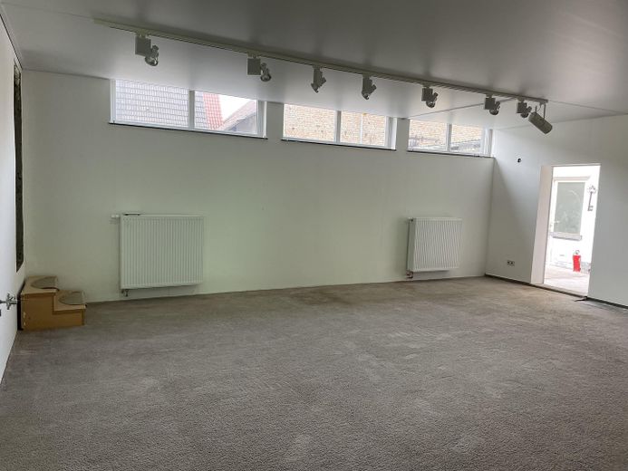 Gewerbefläche ca. 125qm - Kann: Büro / Praxis / Laden / Lagerraum - erweiterbar auf bis zu ca. 220qm – Фото 6