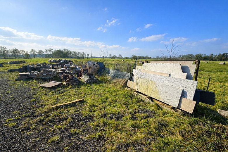 Großzügiger Resthof mit über 6,2 ha Land - ruhige Lage, vielseitige Nutzungsmöglichkeiten – Fläche neben dem Haus