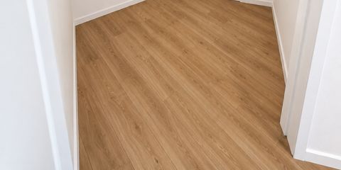 Piso de 3 habitaciones (88m²) con terraza en Puderbach disponible para alquilar a partir del 1.10. – Eingangsbereich (Planbild)