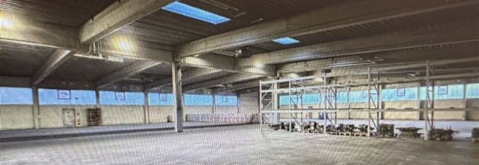 CO-SÜD ** ab sofort ** ca. 7.000 qm prof. Logistikfläche ** Büro usw.