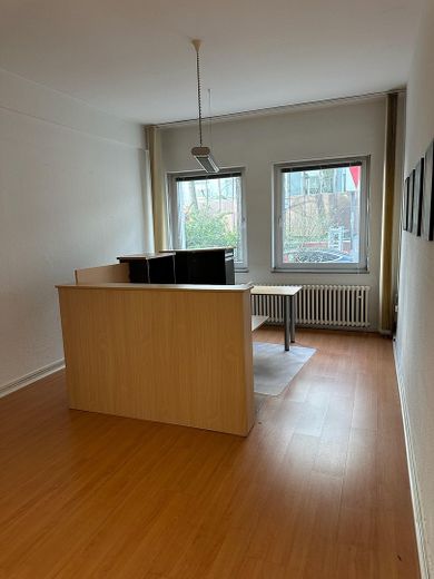 „The Flow-Hub“ – Industrielle Eleganz für kreative Köpfe – Büro 2