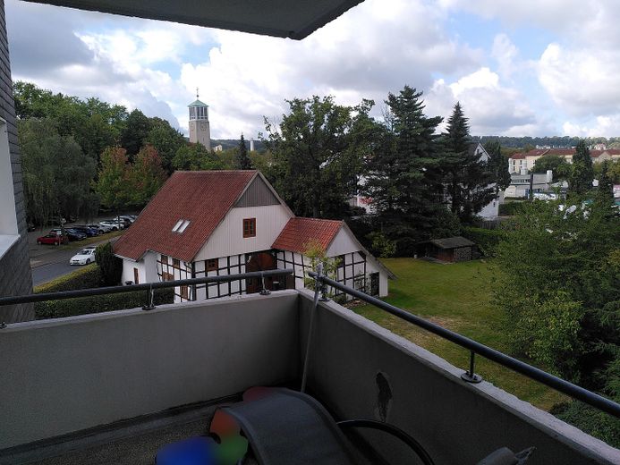 Sehr gute Infrastruktur und Lage | inkl. Küche | mit Garten und Balkon | S-Bahn 2 Gehminuten – Balkon