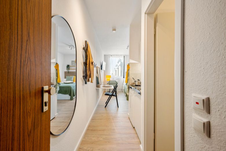 Renoviertes und vollausgestattetes Apartment in Top Lage! – Foto 8