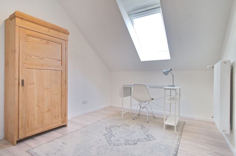 Helle, komplett und hochwertig ausgestattete Wohnung in sehr guter Wohnlage, Nähe Kirchviertel – 1cf9ff04bb75b750c31d49f33d33f2c366945c6f.jpg