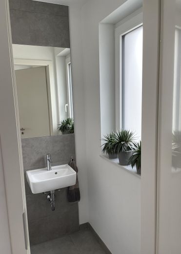 Schönes Zuhause mit viel Platz und schönem Ausblick in Innenstadtnähe von Kaiserslautern – GästeWC