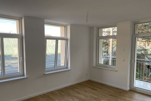 Bonito apartamento de 3 habitaciones con balcón