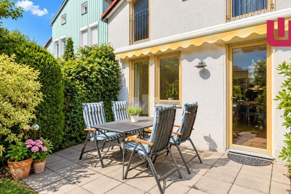 WINDISCH - Zentral und ruhig: Gepflegte Maisonettewohnung mit Garten im Gröbenzeller Familiendorf