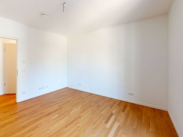 Moderne 2-Zimmer-Wohnung mit 2 Balkonen und EBK in 'Ferdinand's Garden' – Ansicht III: Schlafzimmer