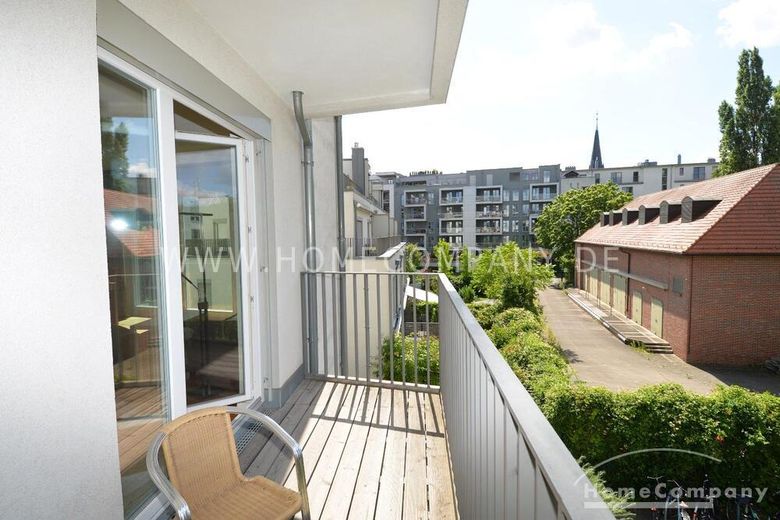 Lichtdurchflutete, große 2-Zimmer-Wohnung in Mitte, möbliert – 63a428ee9c872b07482212cc6b40ce647035a0dc.jpg