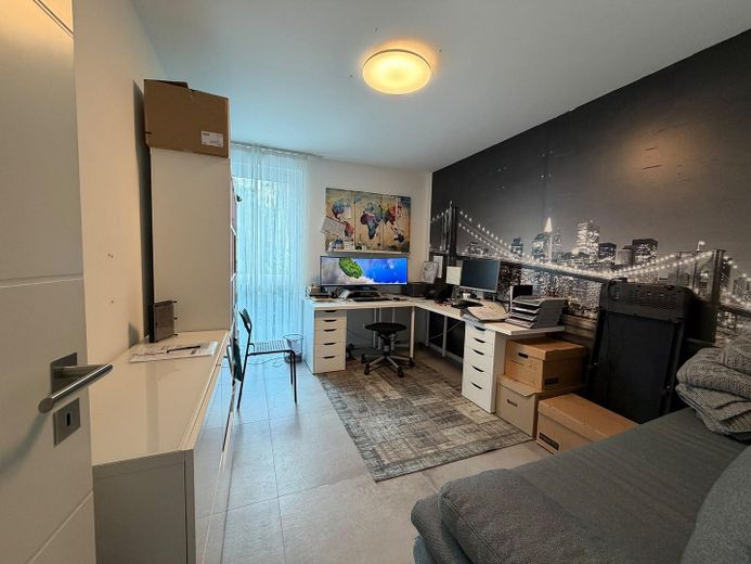 Doppelhaushälfte de haute qualité en bordure de champ avec terrasse sud et jardin à Nieder-Olm – Büro