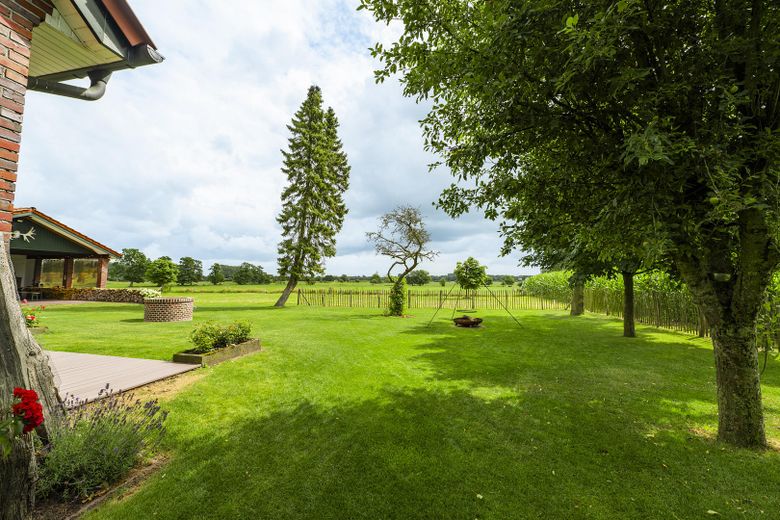 Exklusives Landhaus Resthof in Alleinlage  kernsaniert, mit Weitblick über Wiesen – Foto 16