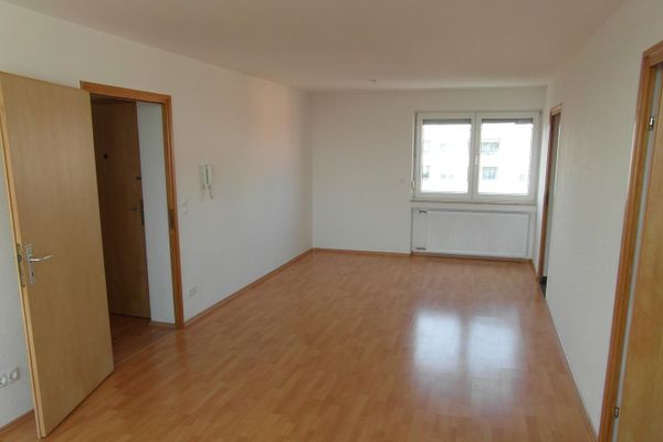 Appartamento di 3 locali affittato con balcone esposto a sud a Neu-Ulm Ludwigsfeld