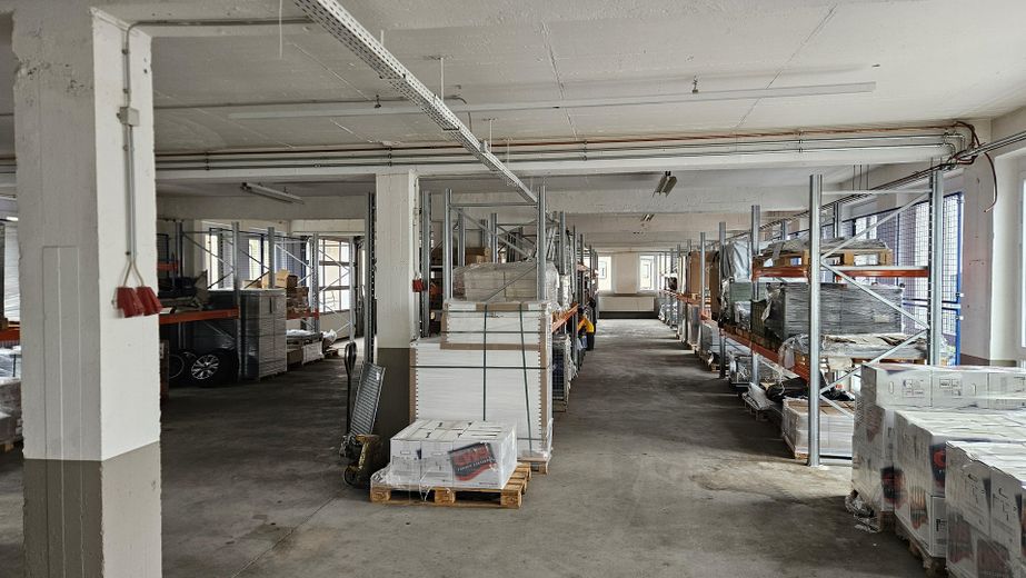 großzügige Gewerbefläche 431qm – फोटो 16