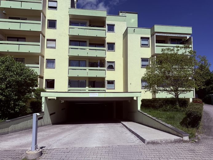Zugang zur Tiefgarage