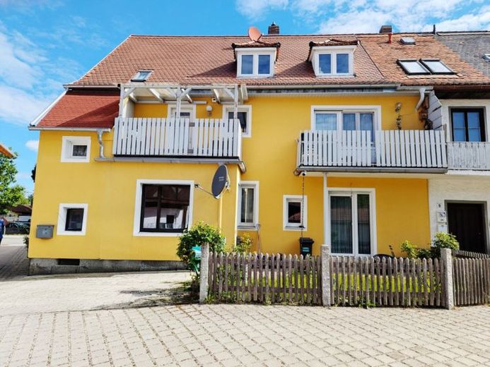 große 6-Zimmer-Wohnung -127qm Wohnfläche – Foto 1