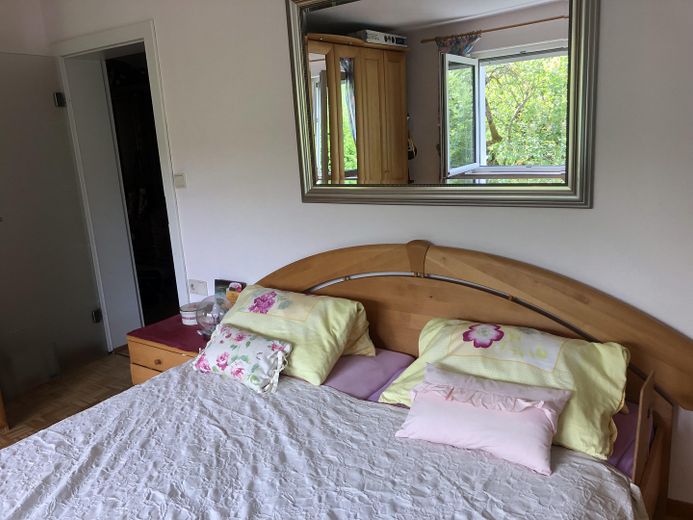 Schlafzimmer-1