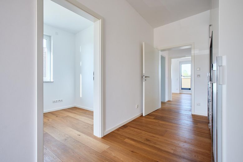 Einzigartige Dachterrassenwohnung - 3-FH - Erstbezug – Büro und Flur
