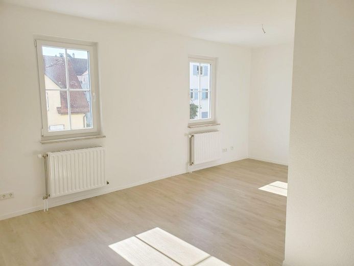 Sehr schöne, helle 1 Zi-Whg in Tübingen mit EBK und  Autoabstellplatz – Foto 1