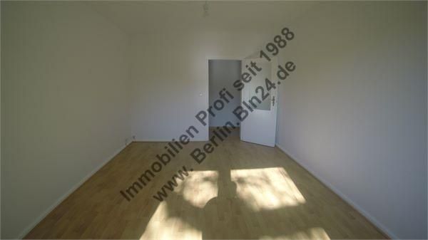saniert Nähe VolksPark Friedrichshain - Mietwohnung – G0106934