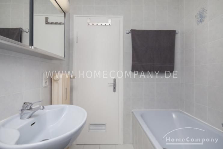 Modern möblierte 2-Zimmer-Wohnung mit Balkon in Sendling mit 2 Schlafzimmern – 44a1ed5491cfbf1c874bc9d0f33c1709b8944199.jpg