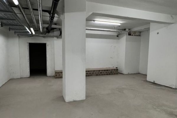 Powierzchnia archiwalno-magazynowa przy Beethovenplatz, doskonała lokalizacja w centrum miasta