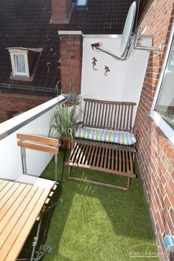 Kiel, Blücherplatz’ta çok güzel döşenmiş şehir dairesi – d983d9a64ff7ff4c4fa1b43073a7719f2c5bd8bd.jpg