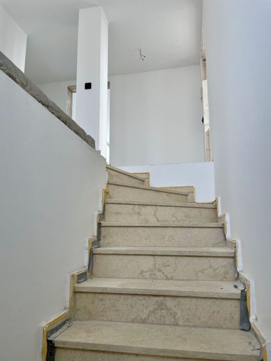 Ostseebad Sellin   Leben im Penthouse – Treppe ins Penthouse