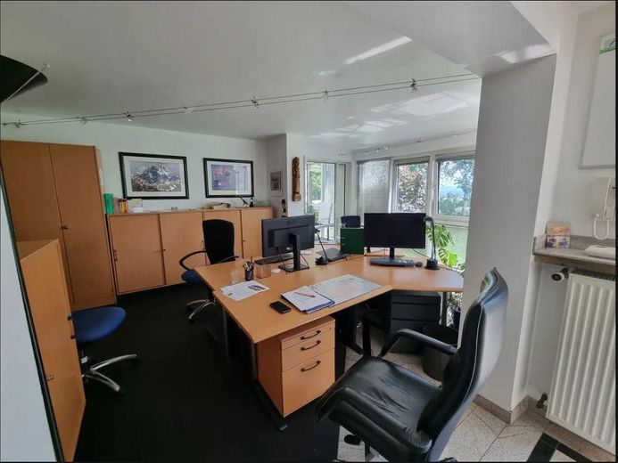 Einliegerwohnung / Büro