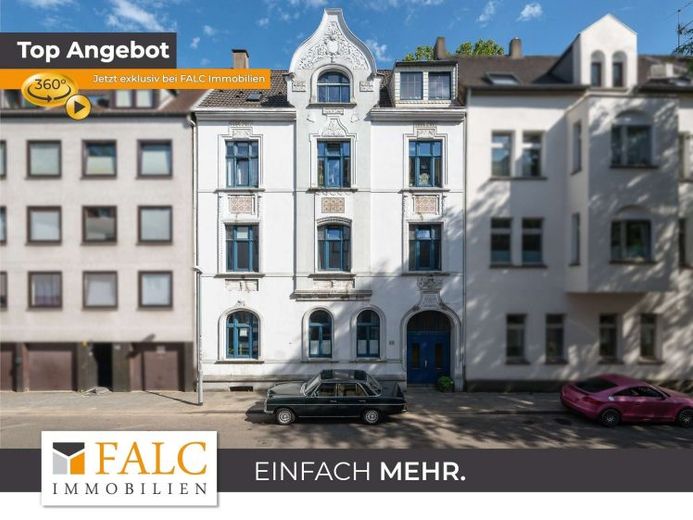 Edificio storico d’epoca con facciata in stucco, ampio giardino e straordinario appartamento duplex – Foto 1