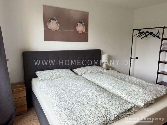 2 Zi.-Wohnung, möbliert, 4. OG, mit Loggia. – aac50c702c2fc6108d6211f630d39f49d5ed9d10.jpg