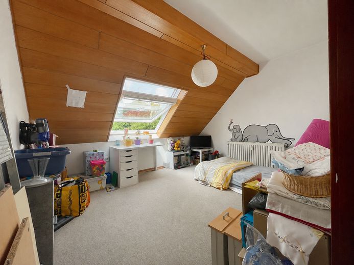 flexibel nutzbare 3-Zimmer-Wohnung im DG mit Abstellraum – Zimmer Nr. 3