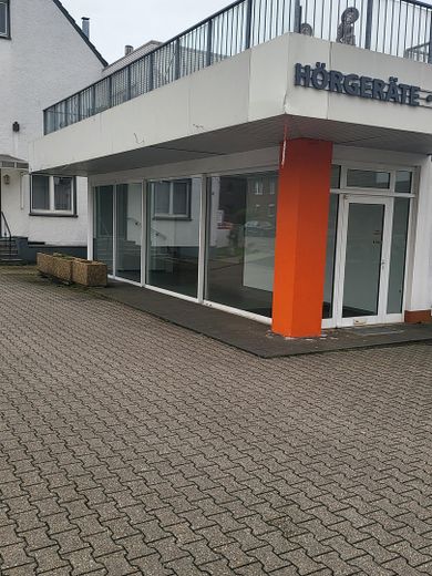 2 Einmalige Ladenlokale in stark frequentierter Lage mit ca. 280 m2 und 103 m2 Gewerbefläche – Aussen-Ansicht