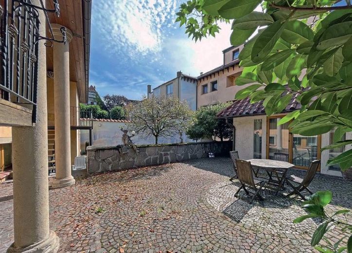 Wymarzone mieszkanie bezpośrednio nad Renem – wysokiej jakości gruntownie odnowione w Köln-Rodenkirchen – Außenansicht Terrasse 2
