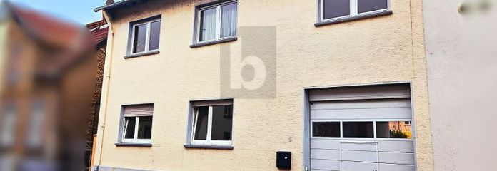ZWEI EINHEITEN-EIN HAUS VOLLER MÖGLICHKEITEN !