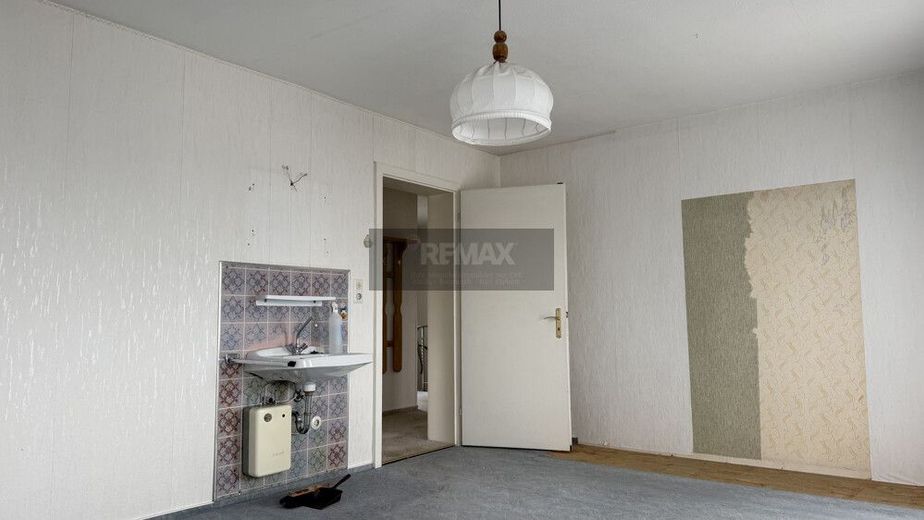Charmante Doppelhaushälfte mit Gartenidylle und traumhafter Aussicht in Fichtelberg – Bild 7