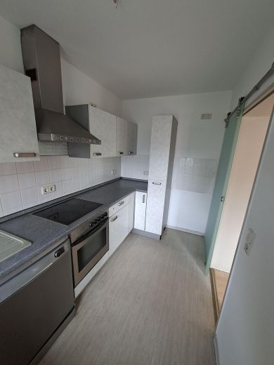 KIST'in kalbinde, 88 m², büyük, aydınlık 3 odalı daire, özel kiralık – Küche 2