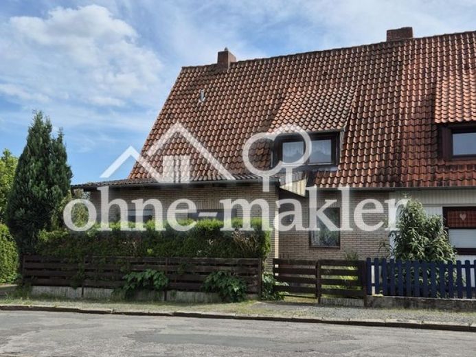 Geräumiges Einfamilienhaus mit 6,5 Zimmern in Salzgitter-Thiede – Foto 1