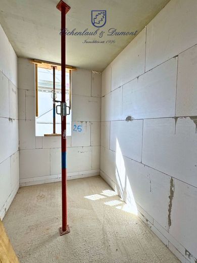 Energetisch optimierte Neubauwohnung, Etagenwohnung,  Balkon + Terrasse, provisionsfrei – Abstellraum