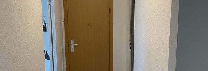 Frisch renovierte und helle 3-Zi. Whg. mit Balkon in Walddrehna – Flur