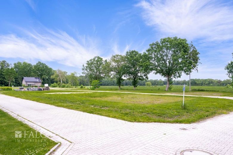 Baugrundstück am Küstenkanal - Erholung, Natur und Lebensqualität – Außenansicht