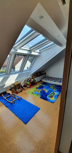 Viel Platz für die Familie am Marienbergpark – 160 m², 6 Zimmer, 2 Bäder, Südbalkon & Garage – Schlaf- oder Kinderzimmer 3