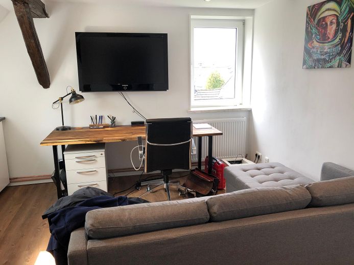 Accogliente appartamento monolocale (ca. 35 m²) vicino all’università – posizione tranquilla, con cucina componibile – Wohnküche